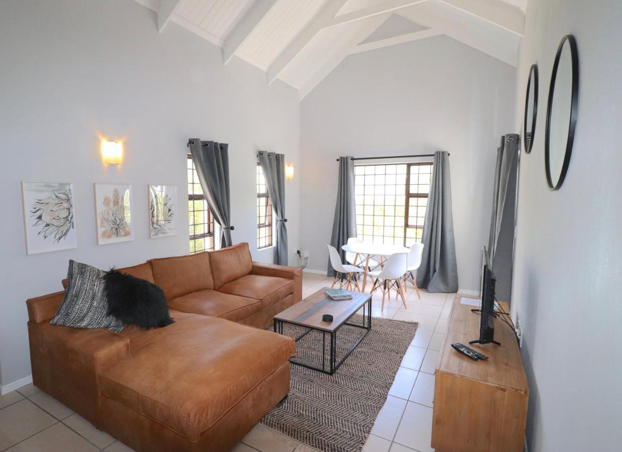 Carole'S Cottage Херманус Экстерьер фото